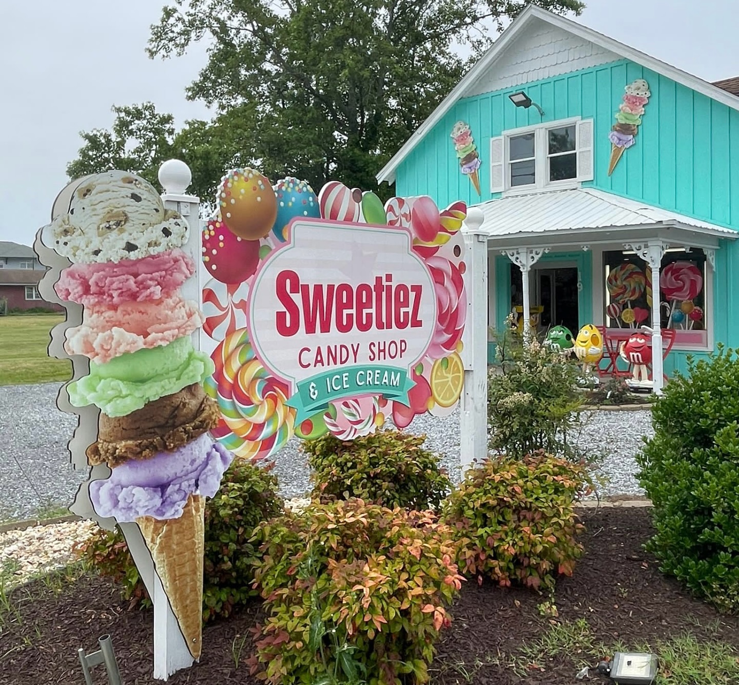Sweetiez Candy Shop & Ice Cream