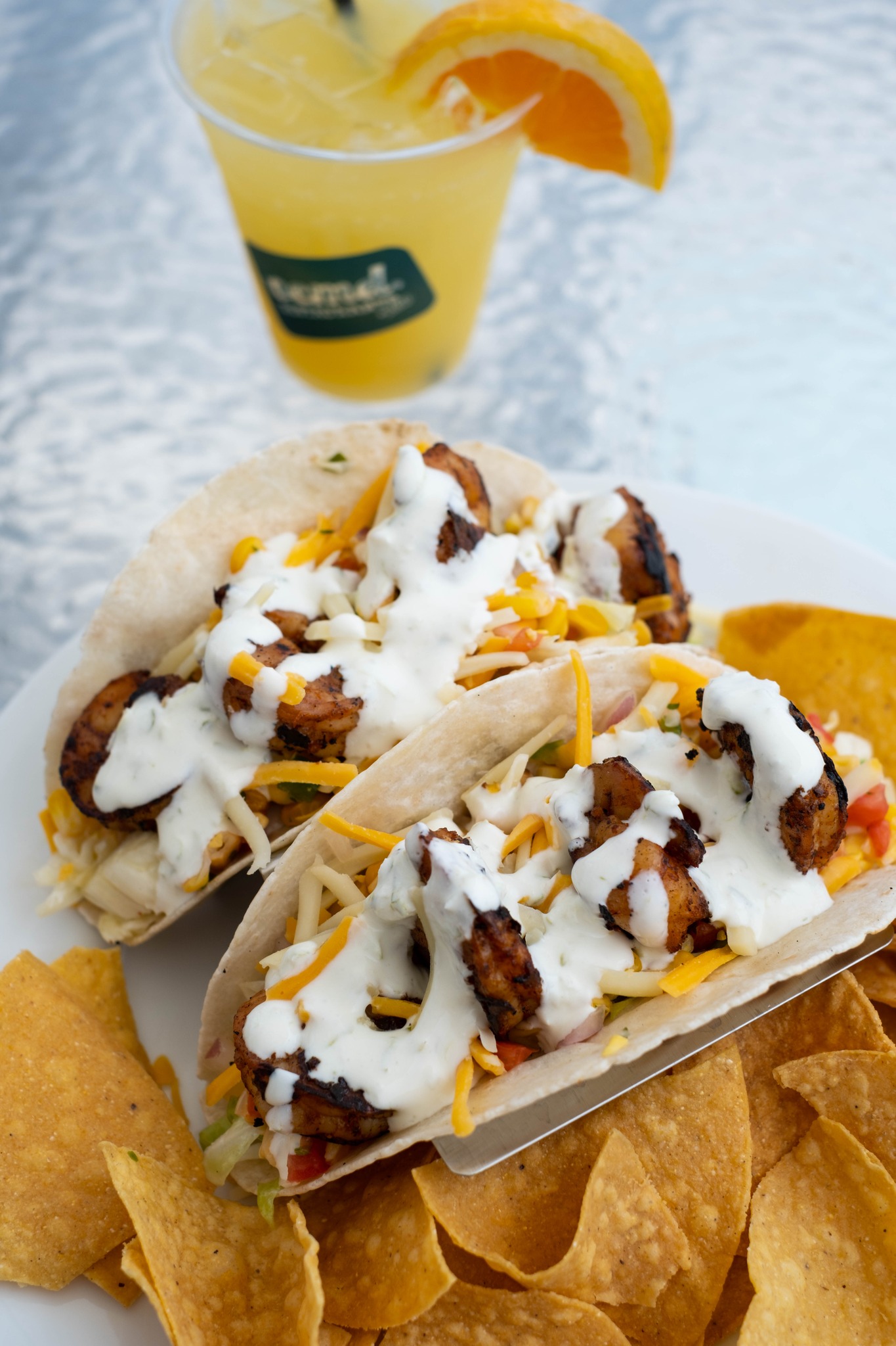 Manana Mode Pool Bar & Grill